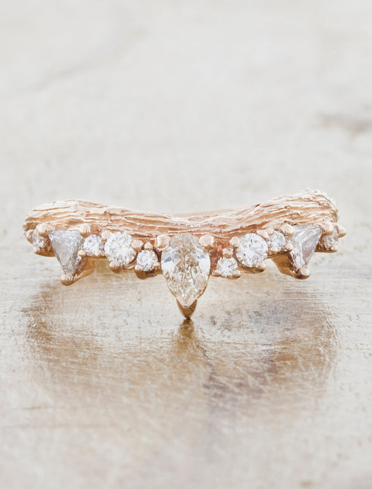 caption:Shown in 14k rose gold