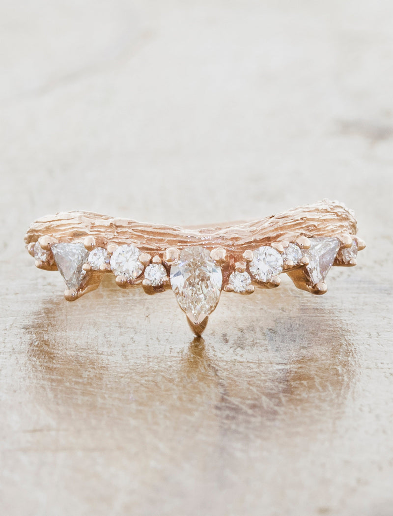 caption:Shown in 14k rose gold