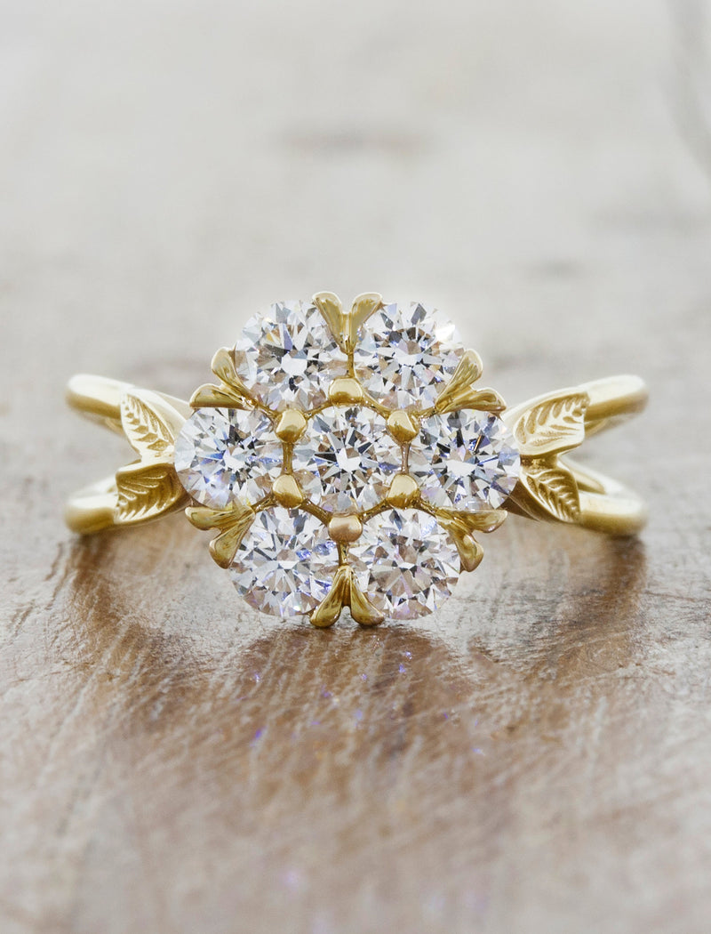 caption:Shown in yellow gold