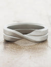 caption:Shown in 6mm width, platinum, satin finish