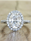 caption:Shown with 2.01ct oval diamond in platinum