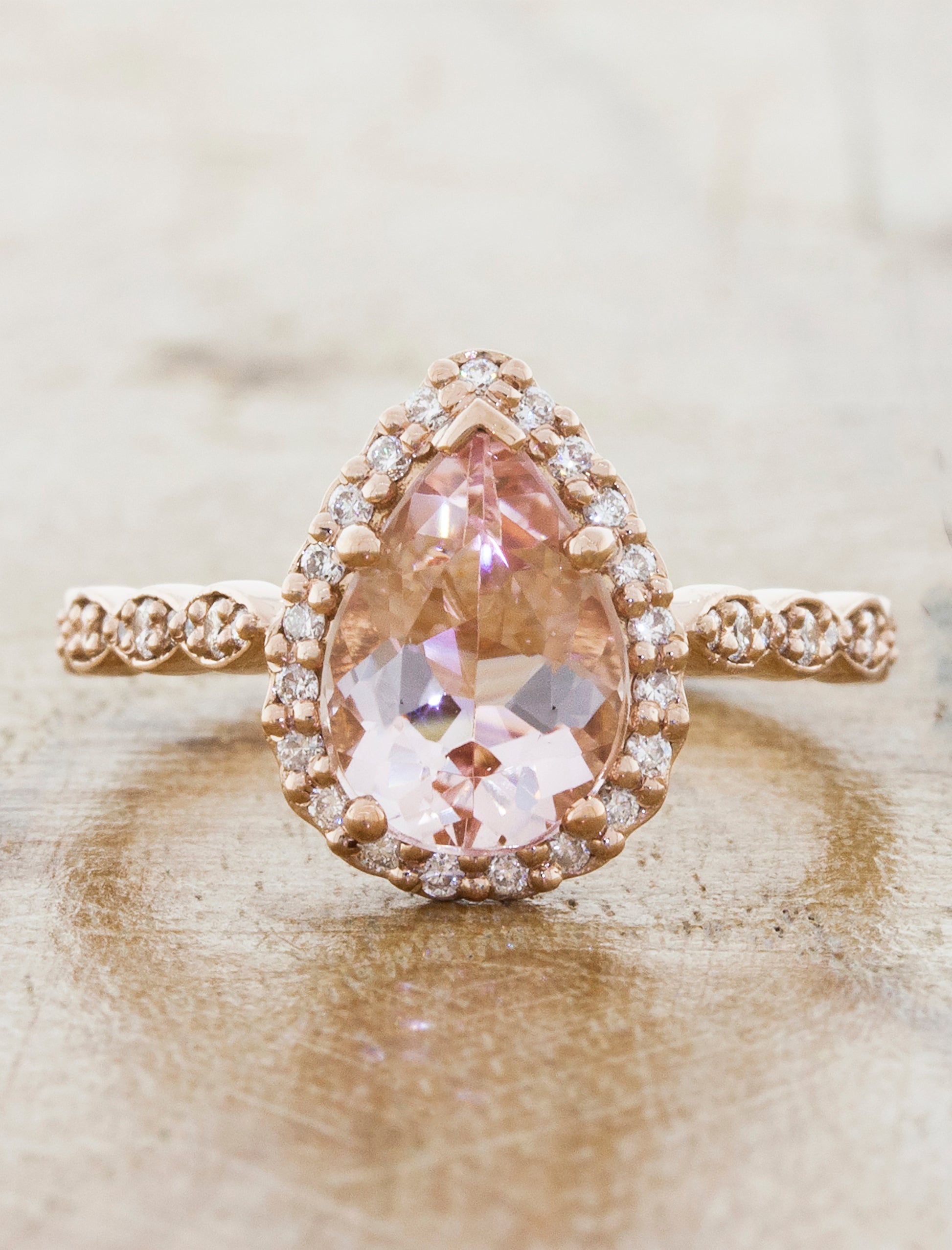 caption:Shown in rose gold 