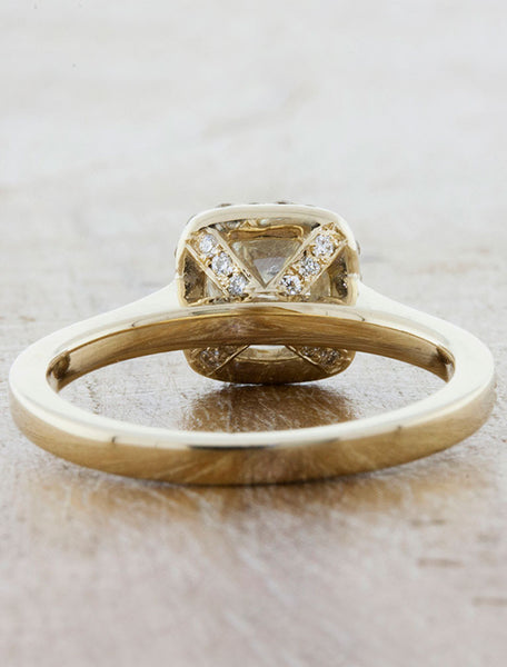 Rough White Diamond Halo Engagement Rings in Yellow Gold