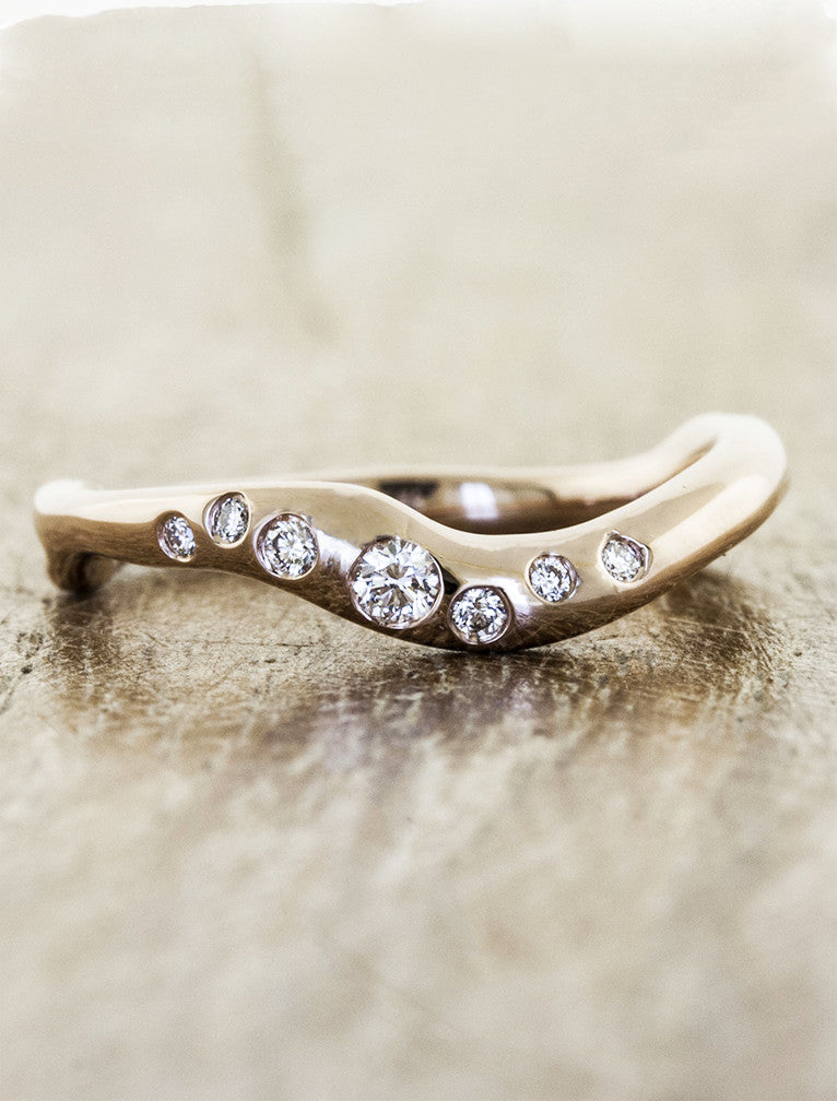 caption:Shown in rose gold