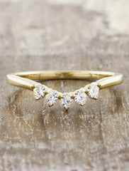 gently contoured wedding band with five diamonds - yellow gold