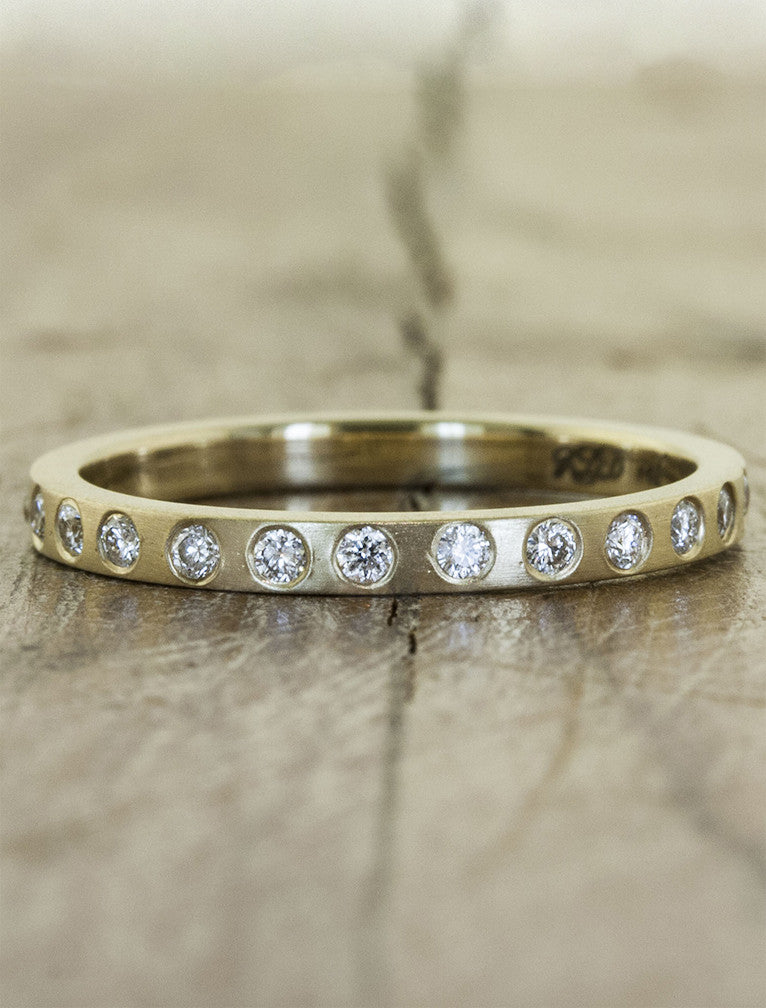 caption:Customized with diamonds in 14k yellow gold, brushed finish