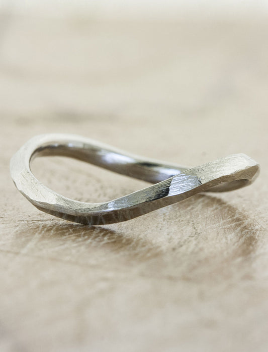 caption:Shown in platinum