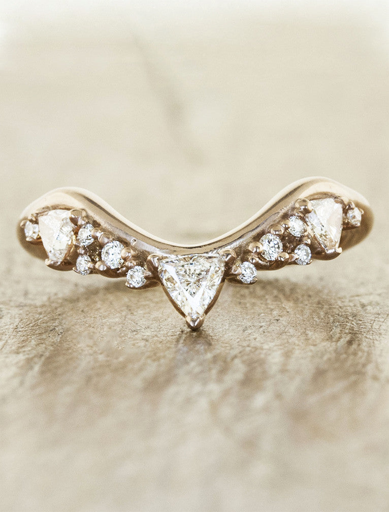 caption:Shown in 14k rose gold