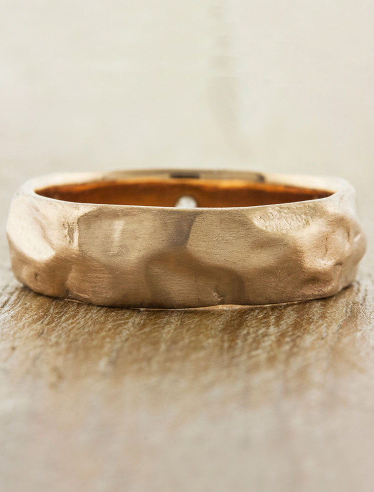 caption:Shown in 14k rose gold