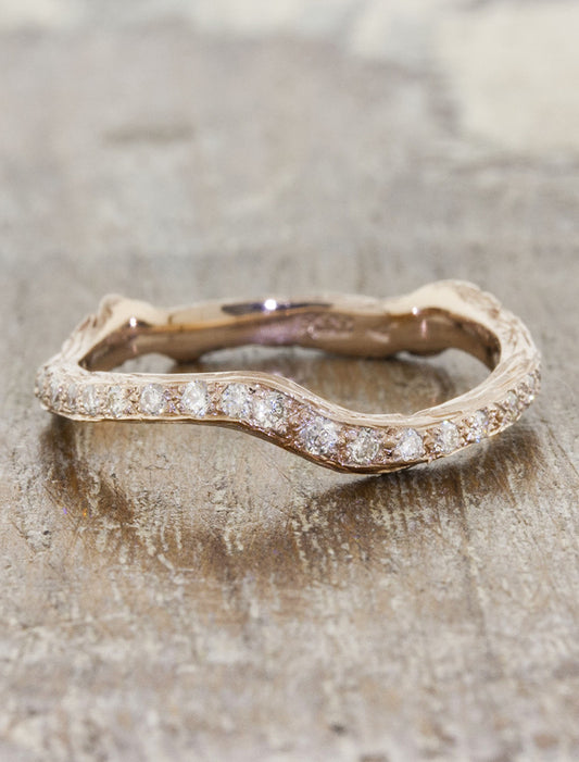 caption:Shown in 14k rose gold