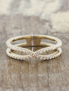 caption:Shown in 14k yellow gold