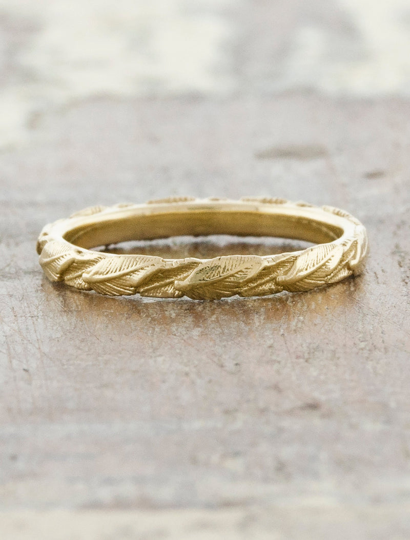 caption:Shown in 14k yellow gold
