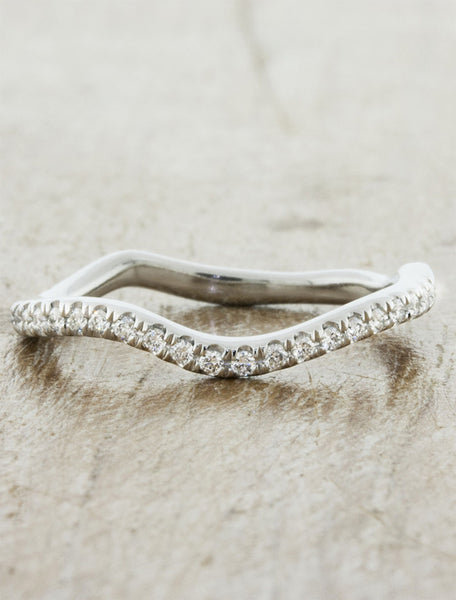 curved, wavy diamond wedding ring