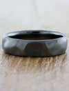 caption:Customized with black rhodium plating