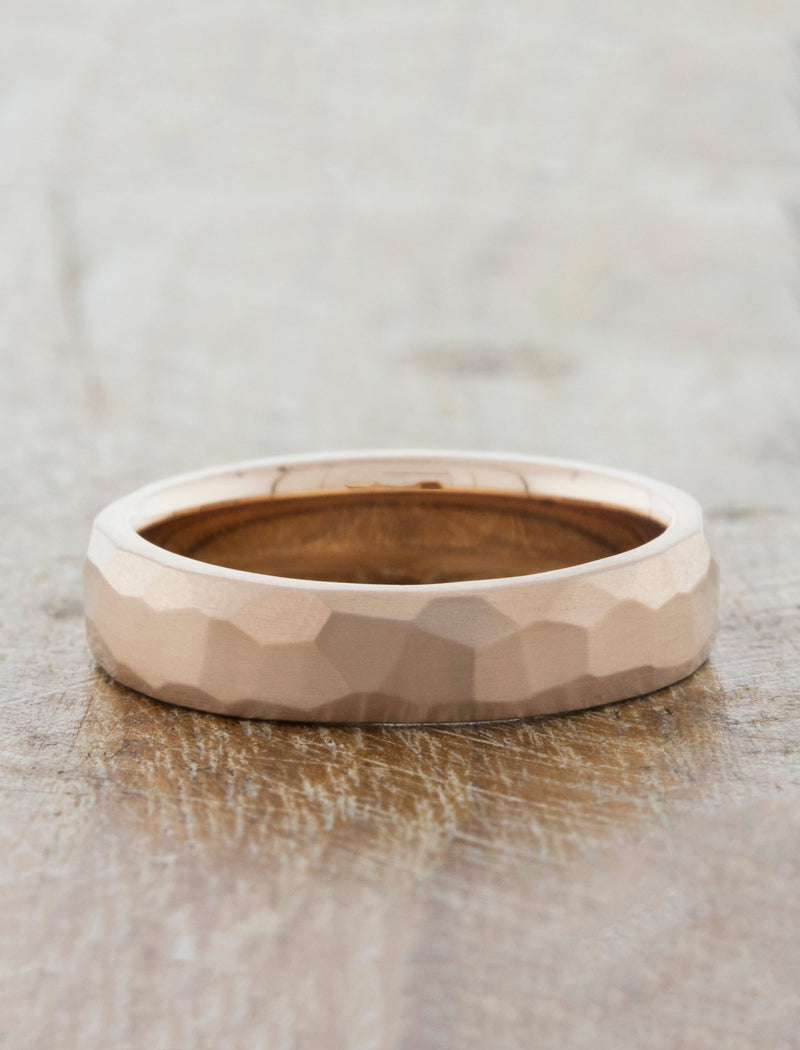 caption:Shown in 14k rose gold in satin finish