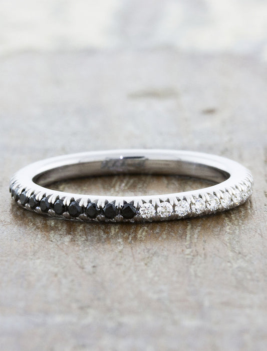 caption:Shown in 14k white gold