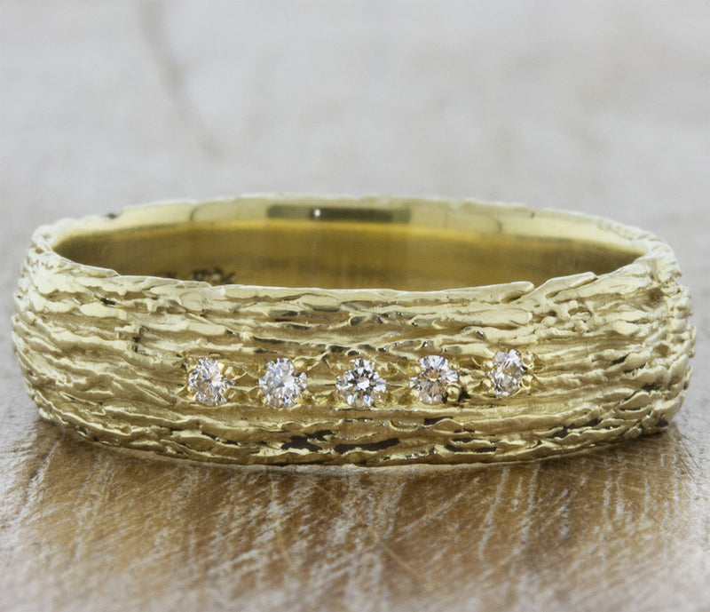 caption:Customized with diamonds in yellow gold