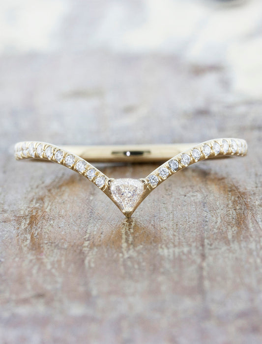 caption:Shown in 14k yellow gold