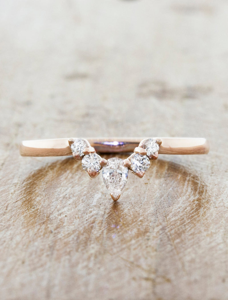 caption:Shown in 14k rose gold