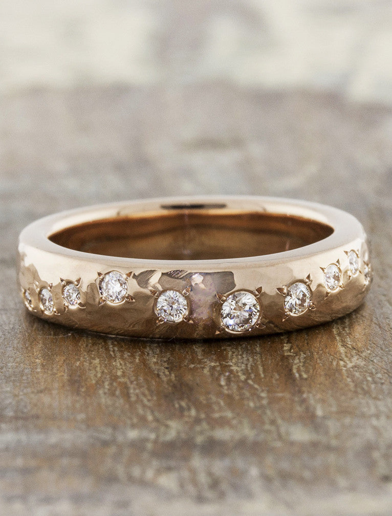 caption:14k rose gold in 4mm width, polished finish & hammered texture
