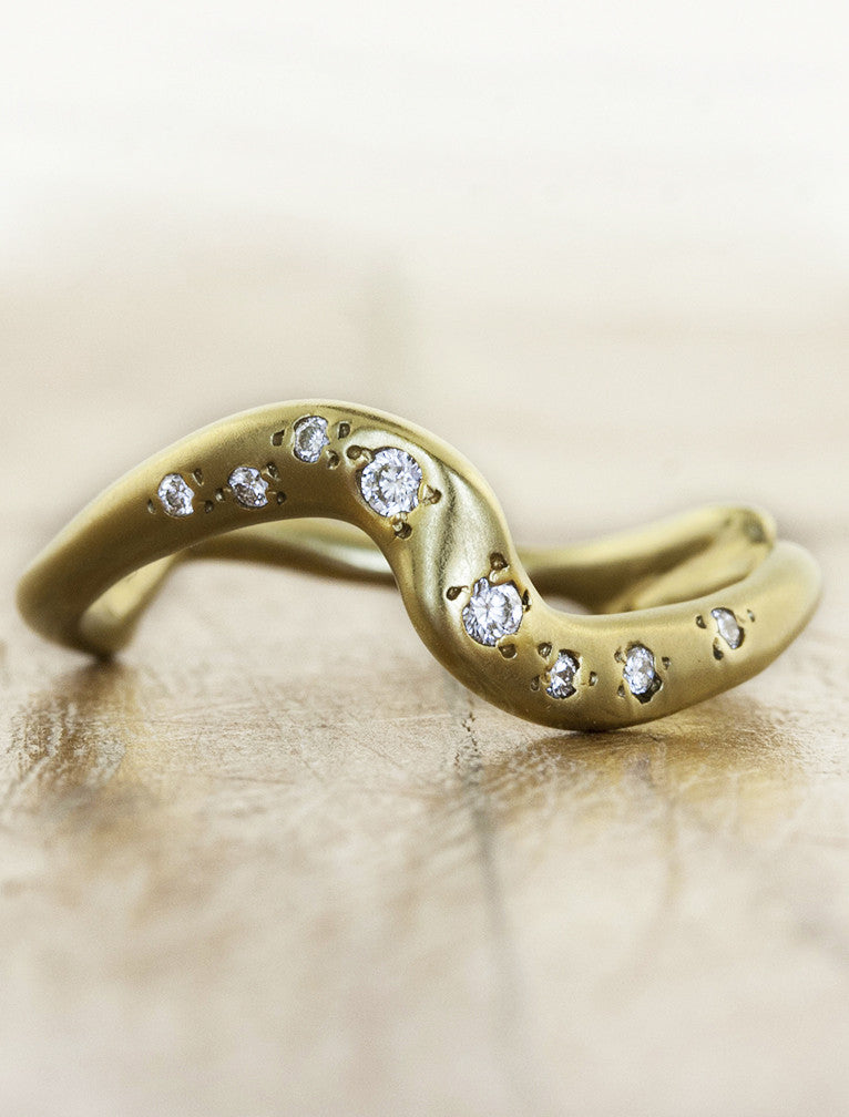 caption:Shown in 18k yellow gold with satin finish